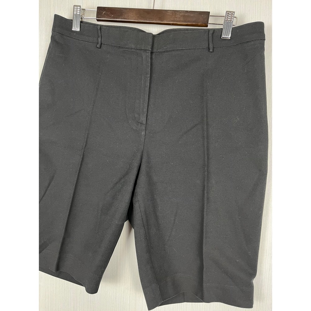 Chico's Bermuda Shorts 2 Black Cotton Rayon Blend Stretch Classic Preppy Minimal - Picture 3 of 10